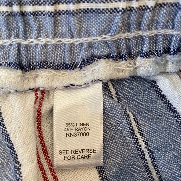 C EST 1946 - Casual Linen flowy shorts in blue, white and red stripe, SIZE 14/16 - Picture 8 of 8